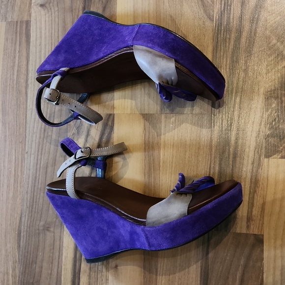 AUDLEY suede wedges - Picture 3 of 15